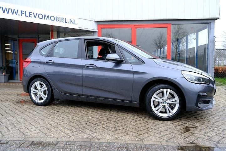 Occasion BMW 225 Active Tourer Executive 136 PK (100 kW) 2020 Grijs MPV