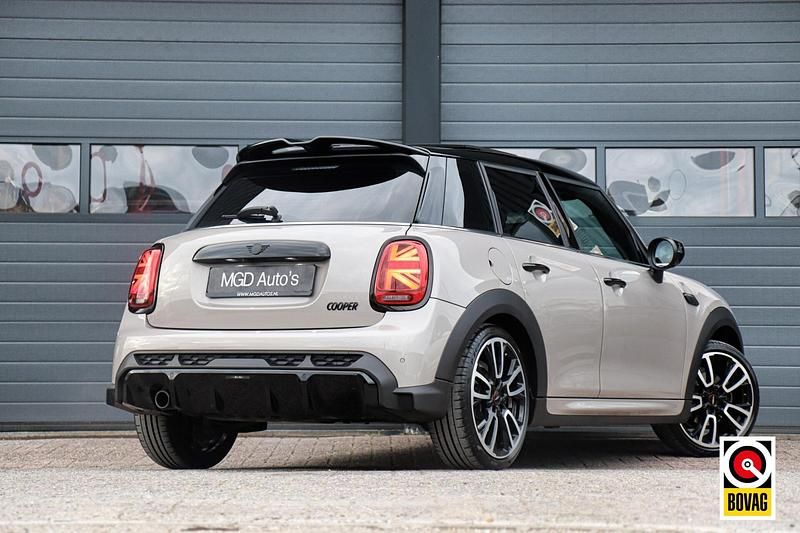 Occasion Mini John Cooper Works 136 PK (100 kW) 2022 Grijs Hatchback
