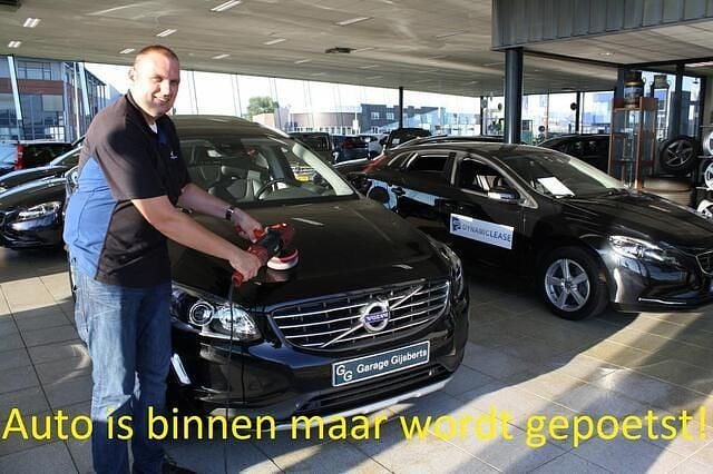 Zilver Gebruikt 2024 Volvo V60 Plus Stationwagen | € 47.900 (Goede deal) - Afbeelding 1/4