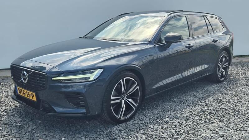 Blauw Gebruikt 2021 Volvo V60 R-Design Stationwagen | € 35.900 (Goede deal) - Afbeelding 1/4