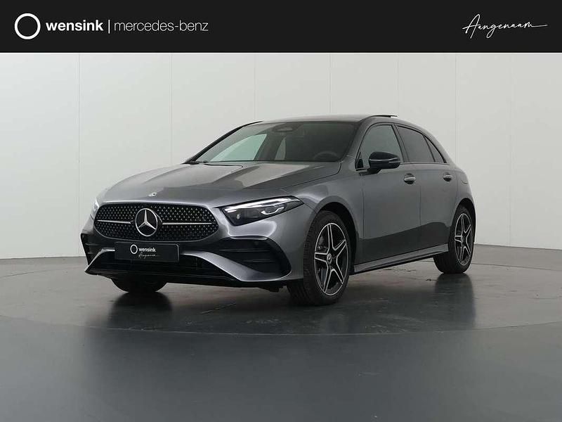 Nieuw Mercedes A250 Business 163 PK (119 kW) 2025 Grijs Hatchback
