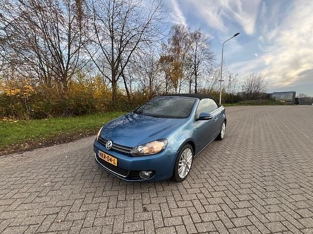 Blauw (metallic) Occasion 2014 VW Golf Cabriolet Cabriolet | € 9.900 (Goede deal) - Afbeelding 1/4