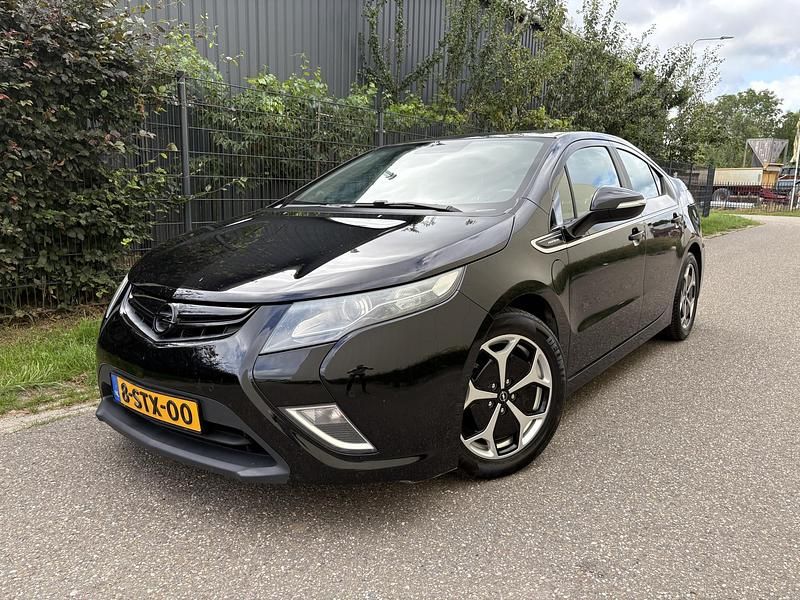 Zwart Gebruikt 2013 Opel Ampera Hatchback | € 6.750 (Eerlijke prijs) - Afbeelding 1/4