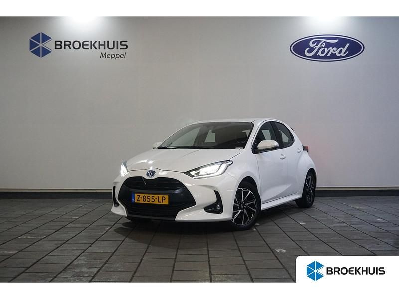 Wit Occasion 2024 Toyota Yaris Hatchback | € 23.250 (Eerlijke prijs) - Afbeelding 1/4