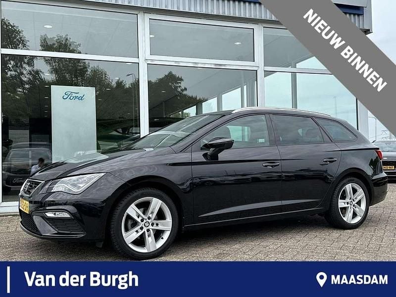 Zwart Gebruikt 2020 Seat Leon ST FR Stationwagen | € 15.990 (Goede deal) - Afbeelding 1/4