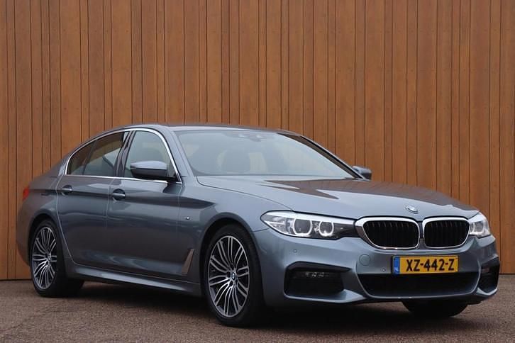 Occasion BMW 520 Efficient Dynamics 184 PK (135 kW) 2019 Grijs Sedan