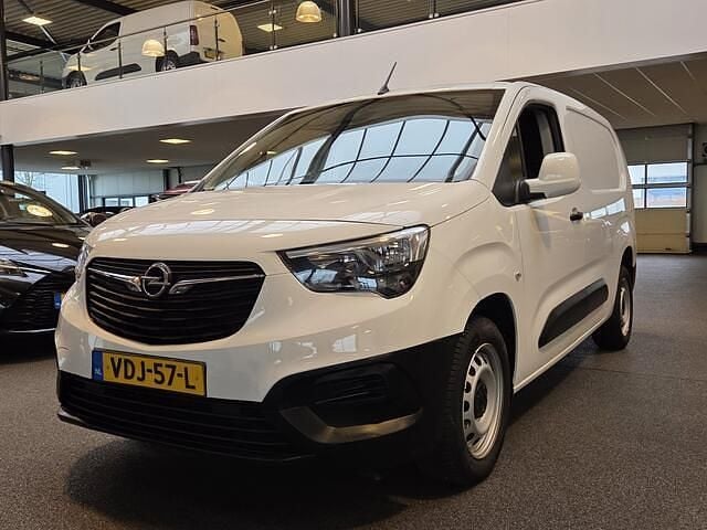 Wit Gebruikt 2019 Opel Combo Edition Van | € 9.250 (Iets duurder) - Afbeelding 1/4