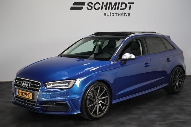 Blauw Gebruikt 2015 Audi S3 Sportback Competition Hatchback | € 22.995 - Afbeelding 1/4