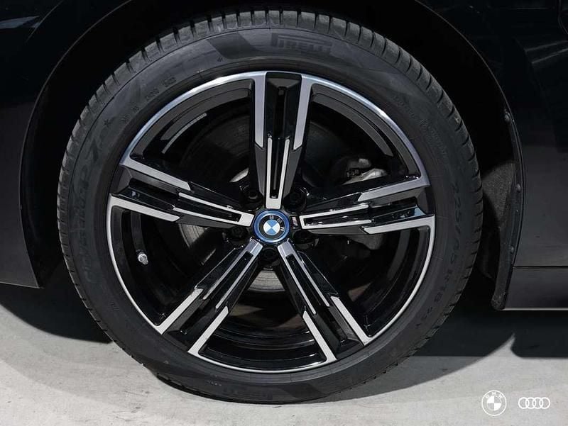 Occasion BMW 320e Sport Line 204 PK (150 kW) 2022 Zwart Sedan