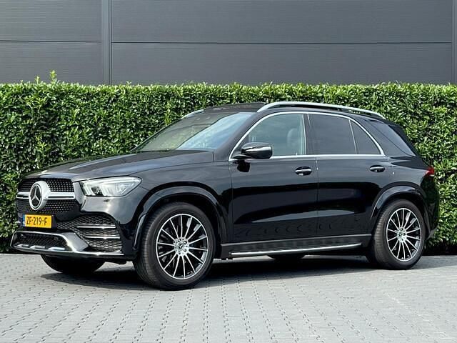 Zwart Occasion 2019 Mercedes GLE300 Premium Plus SUV | € 49.950 (Eerlijke prijs) - Afbeelding 1/4