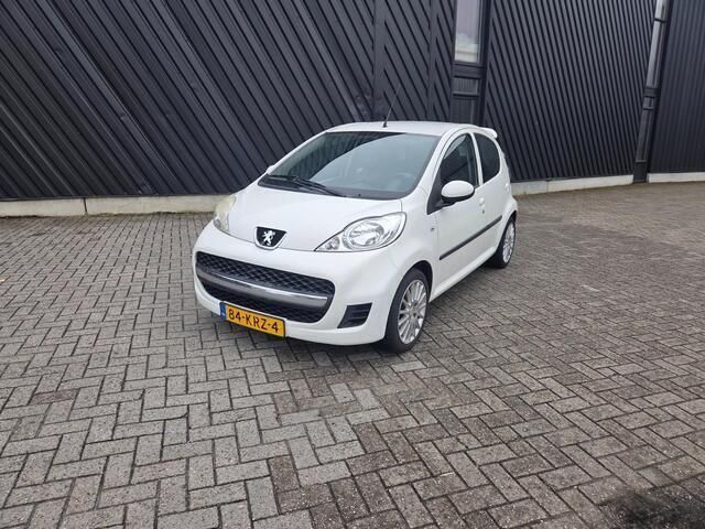 Wit Gebruikt 2010 Peugeot 107 Hatchback | € 2.950 (Iets duurder) - Afbeelding 1/4