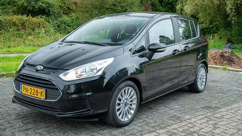 Zwart Gebruikt 2013 Ford B-MAX Ambiente MPV | € 7.450 (Eerlijke prijs) - Afbeelding 1/4