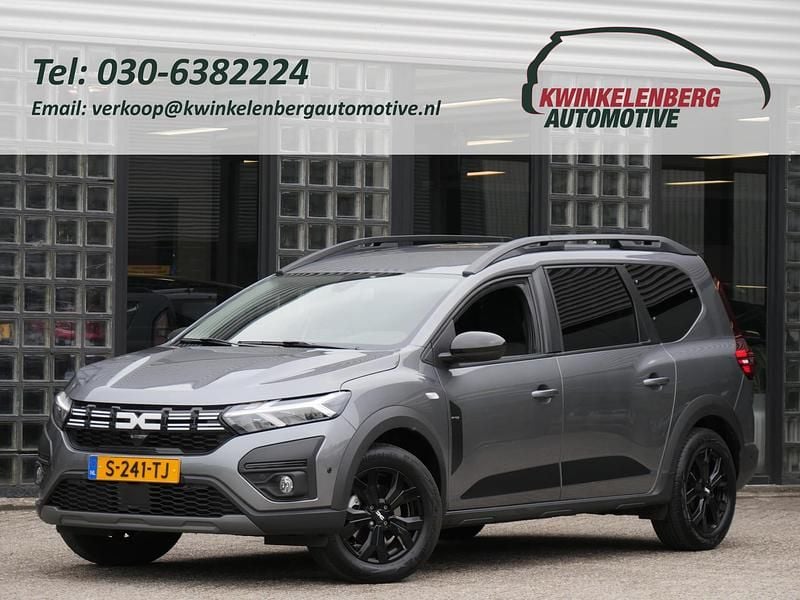 Grijs Gebruikt 2023 Dacia Jogger Extreme MPV | € 25.333 (Goede deal) - Afbeelding 1/4
