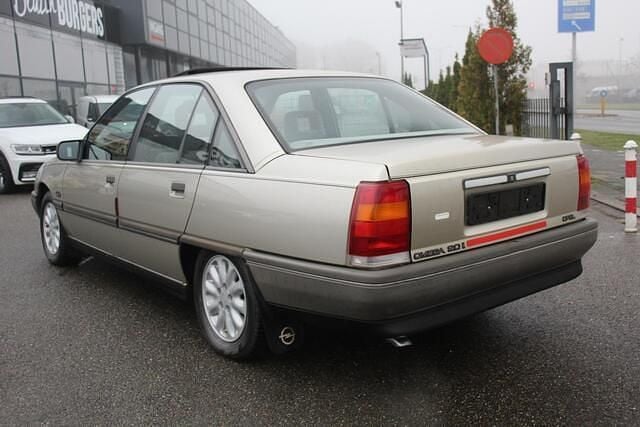 Occasion Opel Omega 116 PK (85 kW) 1988 Groen Sedan