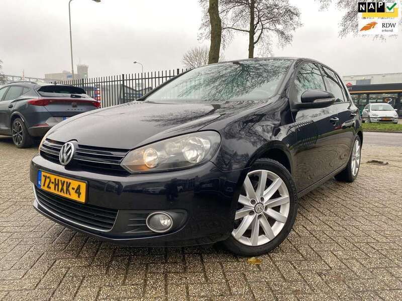 Zwart, metallic lak Gebruikt 2009 VW Golf VI Highline Hatchback | € 7.599 (Iets duurder) - Afbeelding 1/4