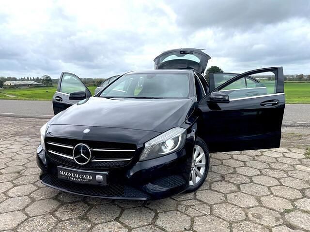 Occasion Mercedes A180 Ambition 122 PK (89 kW) 2014 Zwart Hatchback
