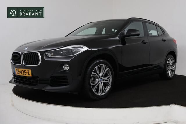 Zwart Gebruikt 2018 BMW X2 Executive SUV | € 19.499 (Eerlijke prijs) - Afbeelding 1/4