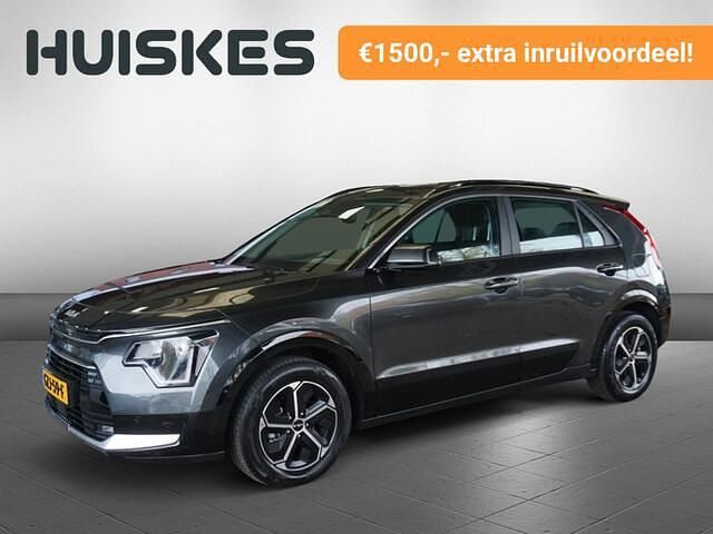 Interstellar grey metallic (grijs metall Gebruikt 2025 Kia Niro SUV | € 32.450 (Super prijs) - Afbeelding 1/4