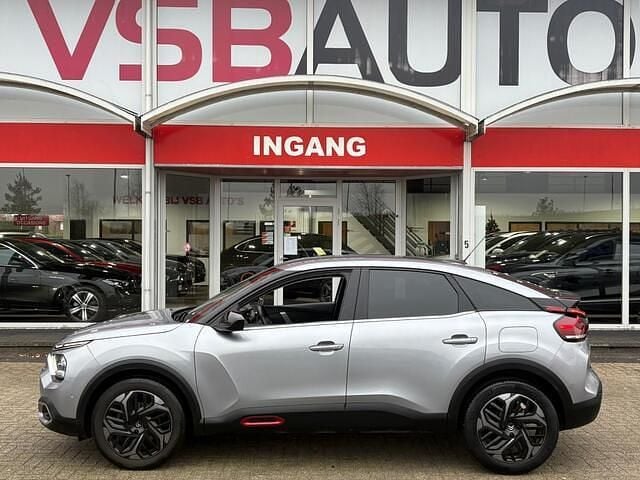 Grijs Gebruikt 2021 Citroën C4 PureTech SUV | € 16.950 (Goede deal) - Afbeelding 1/3