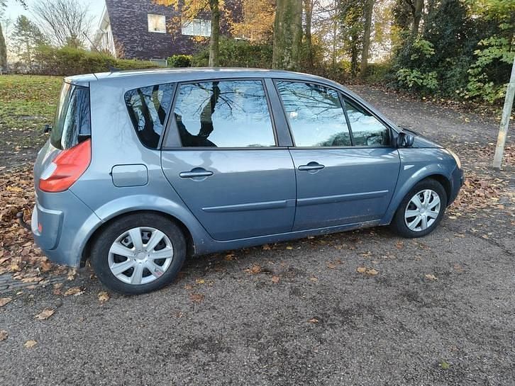 Gebruikt 2007 Renault Scénic II MPV | € 1.250 (Goede deal) - Afbeelding 1/4