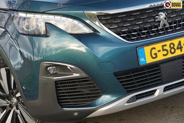Groen Occasion 2020 Peugeot 5008 GT-line SUV | € 17.925 (Eerlijke prijs) - Afbeelding 1/4