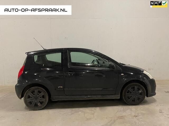 Zwart Gebruikt 2005 Citroën C2 VTR Sport Hatchback | € 1.245 (Goede deal) - Afbeelding 1/4
