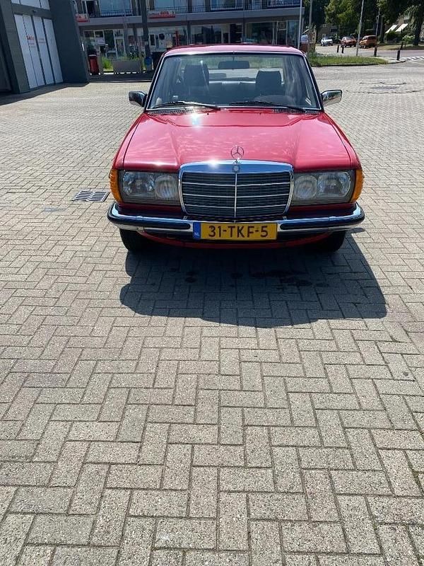 Occasion Mercedes E230 136 PK (100 kW) 1982