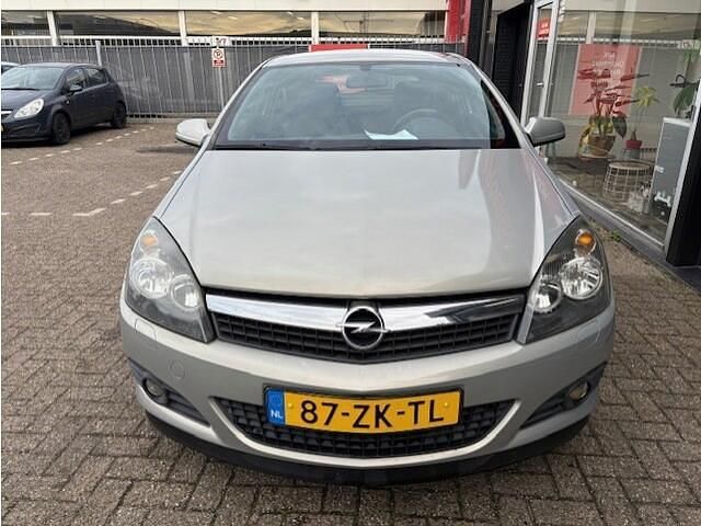 Occasion Opel Astra GTC 116 PK (85 kW) 2008 Grijs Hatchback