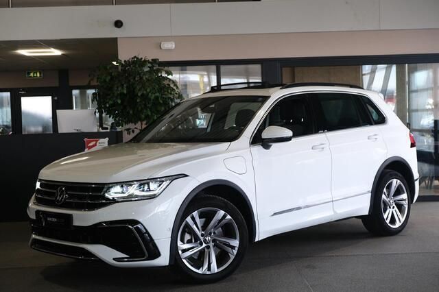Wit Gebruikt 2021 VW Tiguan R-line SUV | € 31.950 (Goede deal) - Afbeelding 1/4