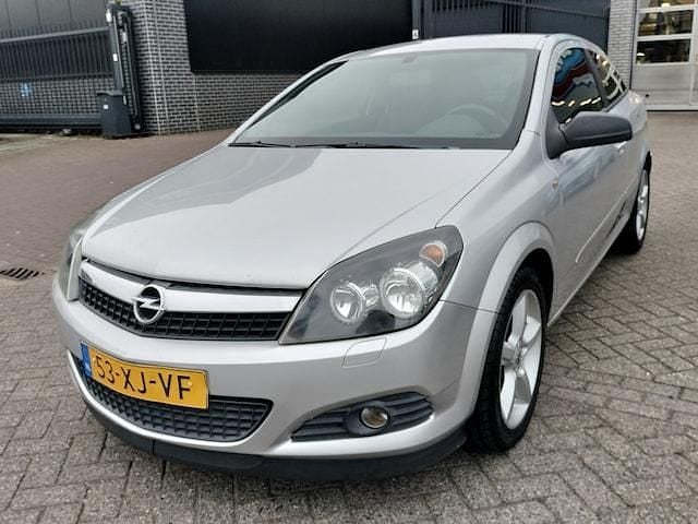 Occasion Opel Astra GTC Sport 116 PK (85 kW) 2007 Grijs (metallic) Hatchback
