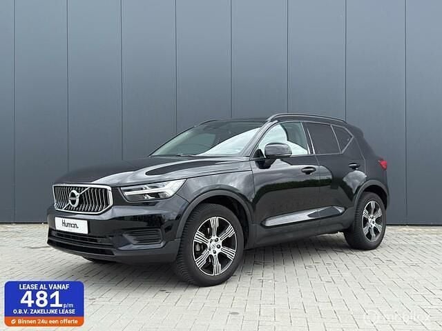 Zwart Gebruikt 2022 Volvo XC40 Momentum SUV | € 29.999 (Super prijs) - Afbeelding 1/4