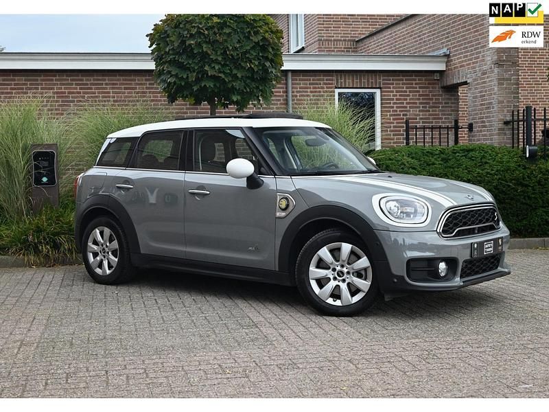 Grijs Gebruikt 2018 Mini Cooper S Countryman Chili SUV | € 20.900 (Eerlijke prijs) - Afbeelding 1/4