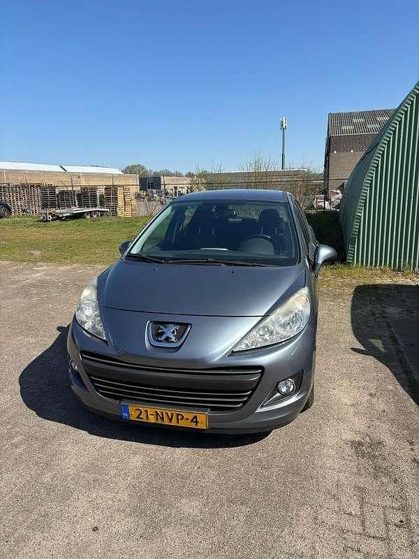 Grijs Gebruikt 2010 Peugeot 207 Hatchback | € 3.750 (Eerlijke prijs) - Afbeelding 1/4