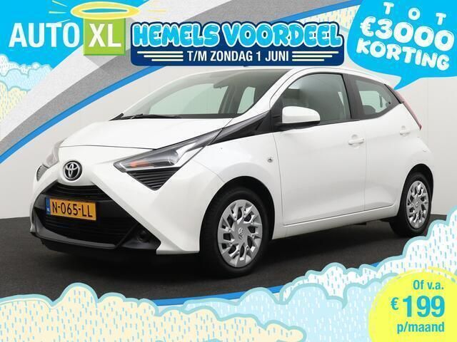 Wit Gebruikt 2021 Toyota Aygo X-play Hatchback | € 12.940 (Iets duurder) - Afbeelding 1/4