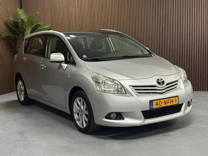 Occasion Toyota Verso 147 PK (108 kW) 2010 Grijs MPV