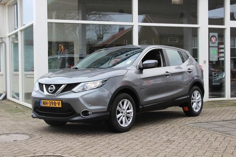 Grijs Gebruikt 2016 Nissan Qashqai N-Connecta SUV | € 15.450 (Eerlijke prijs) - Afbeelding 1/4