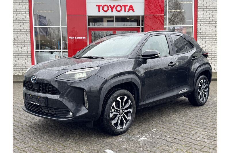 Gebruikt 2023 Toyota Yaris Hybrid Style | € 29.499 (Iets duurder) - Afbeelding 1/1