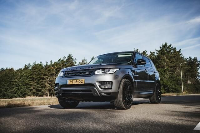 Grijs Gebruikt 2013 Land Rover Range Rover Sport HSE SUV | € 37.500 (Eerlijke prijs) - Afbeelding 1/4