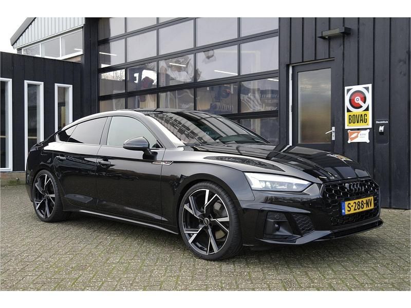 Zwart Gebruikt 2023 Audi A5 Hatchback | € 37.899 (Eerlijke prijs) - Afbeelding 1/4