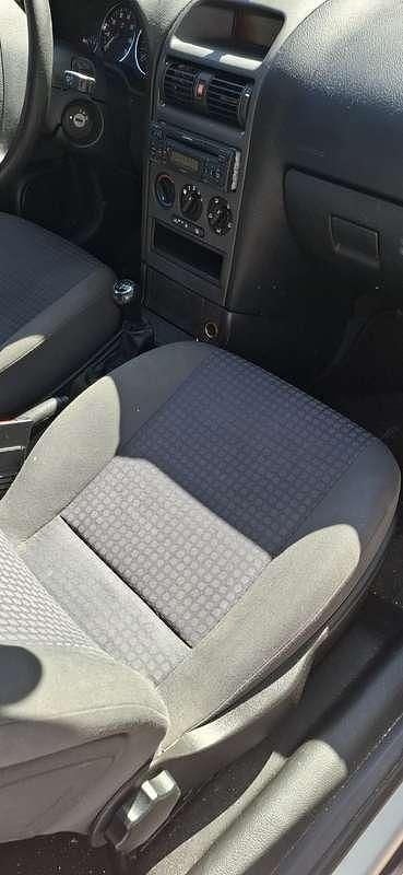 Gebruikt 2003 Opel Astra Njoy Sedan | € 800 (Goede deal) - Afbeelding 1/4