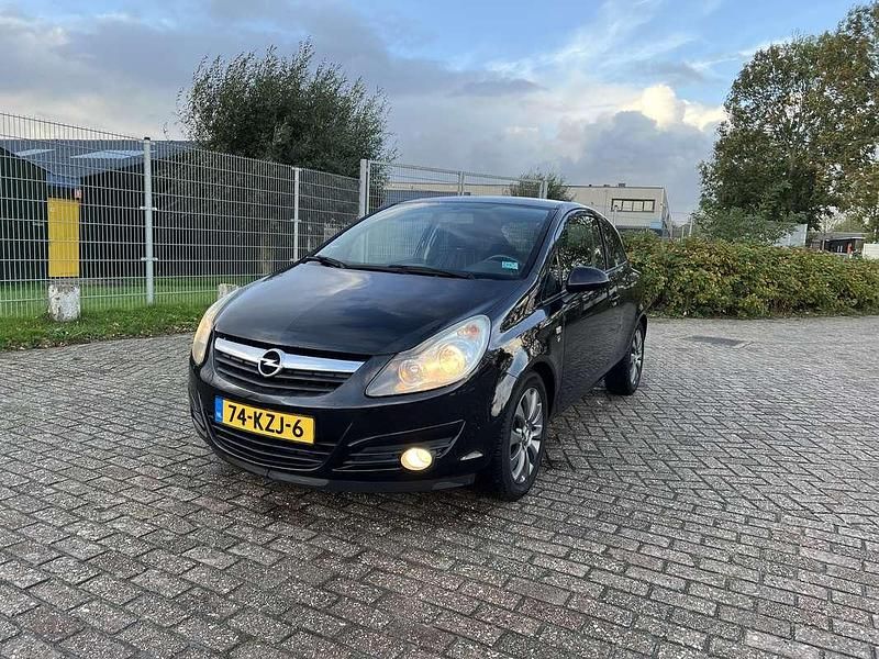 Occasion Opel Corsa Edition 101 PK (74 kW) 2010 Zwart Hatchback