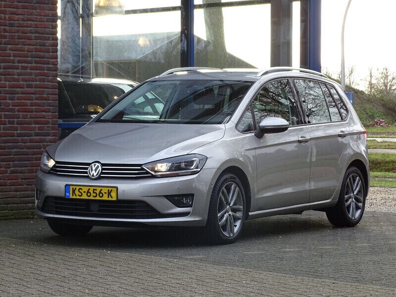Grijs Gebruikt 2015 VW Golf Sportsvan Highline MPV | € 14.450 (Iets duurder) - Afbeelding 1/4