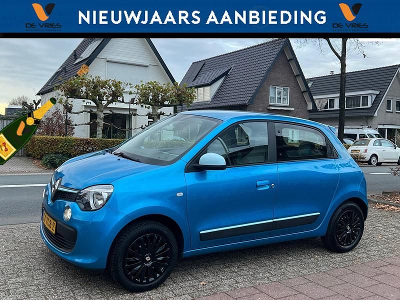 Blauw (metallic) Occasion 2015 Renault Twingo Collection Hatchback | € 6.690 (Iets duurder) - Afbeelding 1/3