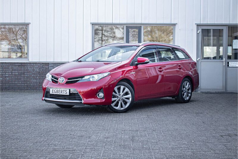 Rood Gebruikt 2014 Toyota Auris Hybrid Hatchback | € 12.950 (Eerlijke prijs) - Afbeelding 1/4