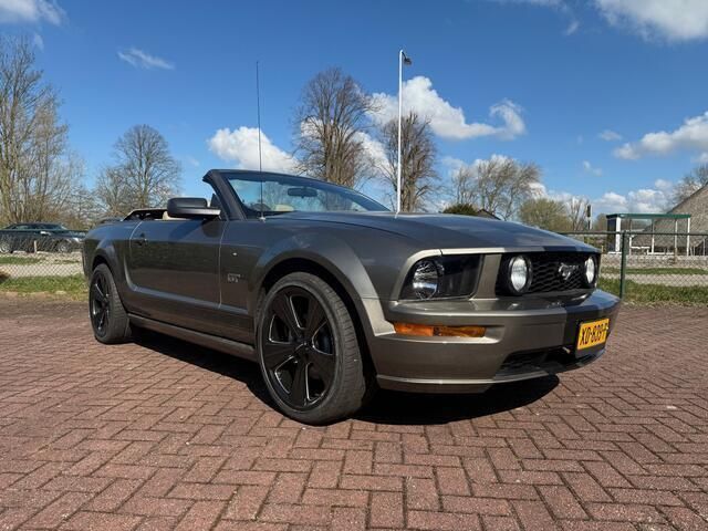 Occasion Ford Mustang GT 305 PK (224 kW) 2005 Grijs Cabriolet
