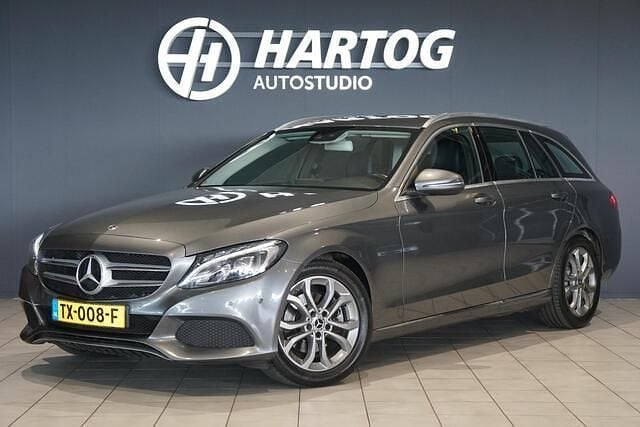Grijs Gebruikt 2018 Mercedes C220 Sport Edition Stationwagen | € 17.900 (Eerlijke prijs) - Afbeelding 1/4