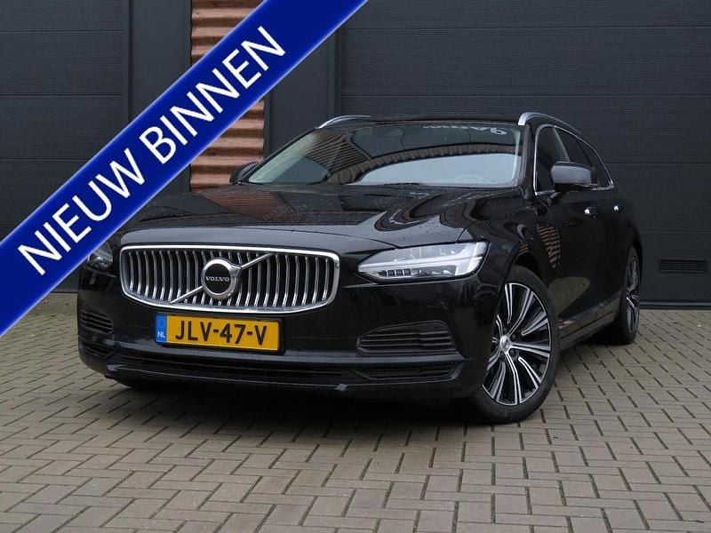 Zwart (metallic) Gebruikt 2021 Volvo V90 Inscription Stationwagen | € 21.990 (Super prijs) - Afbeelding 1/4