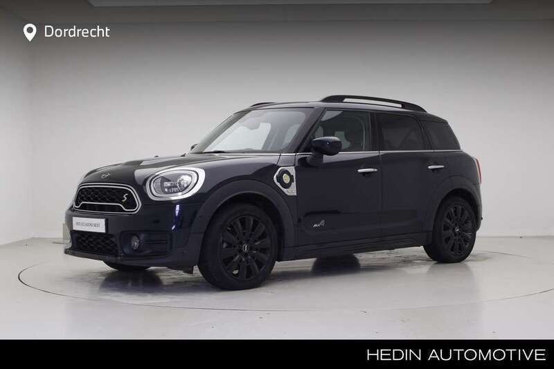 Enigmatic black (blauw metallic) Gebruikt 2020 Mini Cooper S Countryman Chili SUV | € 29.895 (Eerlijke prijs) - Afbeelding 1/3