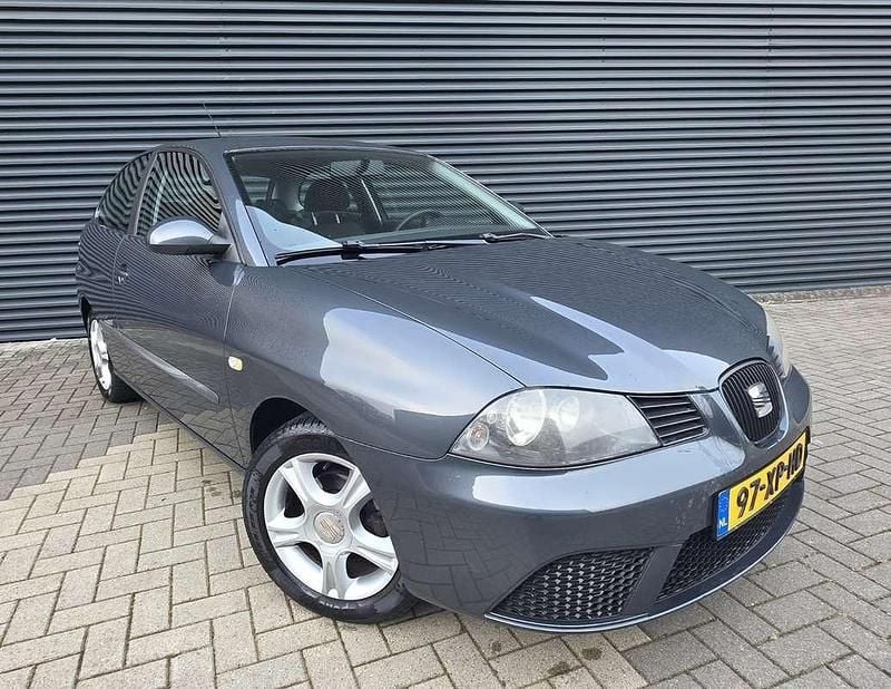 Grijs Occasion 2007 Seat Ibiza Hatchback | € 1.500 (Eerlijke prijs) - Afbeelding 1/4