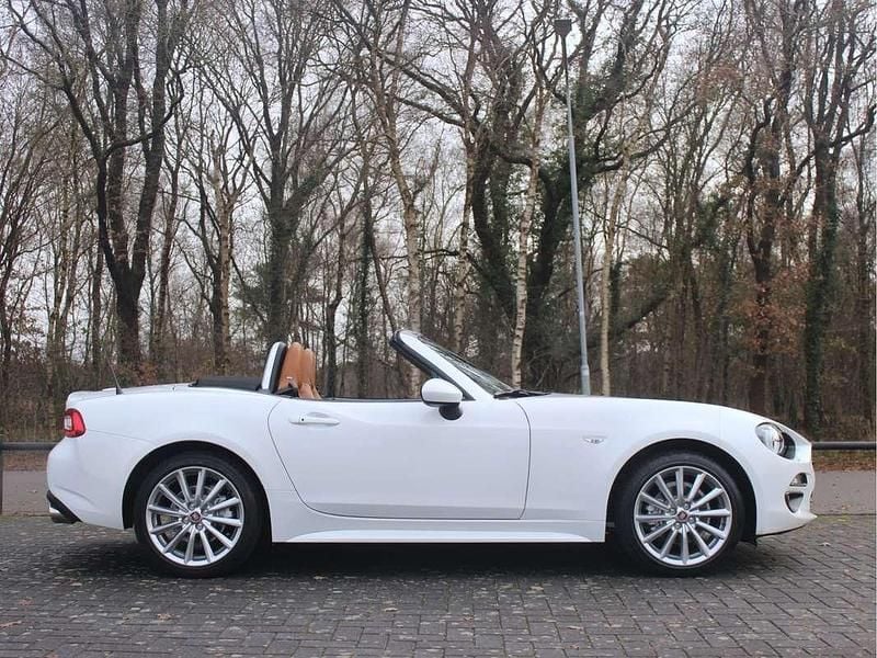 Occasion Fiat 124 Spider Lusso 141 PK (103 kW) 2016 Wit (parellak) Cabriolet